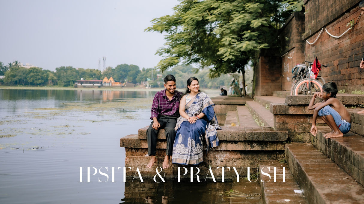 Personi x Ipsita & Pratyush In the lanes of an old town, beside calm waters and ancient temples,